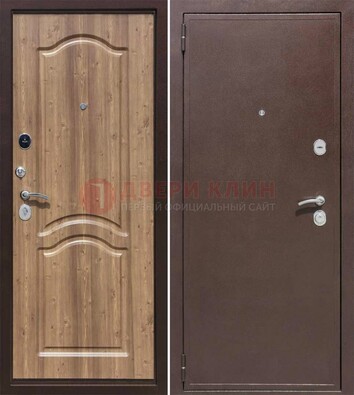 Коричневая железная дверь с порошковым окрасом ДП-191 в Мурманске