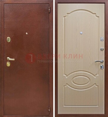 Коричневая металлическая дверь с порошковым окрасом ДП-76 в Кирове