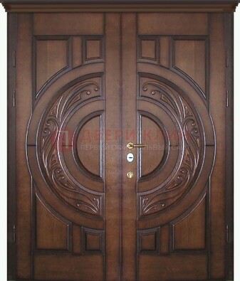 Утепленная коричневая стальная парадная дверь ДПР-51 в Кирове