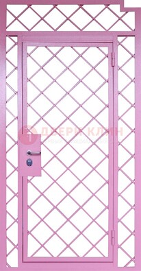Розовая металлическая решетчатая дверь ДР-15 в Кирове