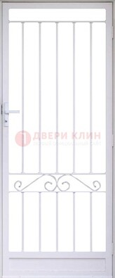 Белая стальная решетчатая дверь с волютами ДР-30 в Кирове