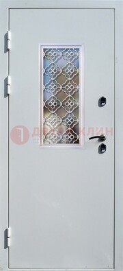 Серая металлическая дверь со стеклом и ковкой ДС-75 в Кирове