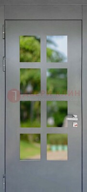 Серая металлическая дверь со стеклом ДС-78 в Кирове