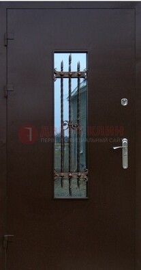 Надежная металлическая дверь со стеклом и ковкой ДСК-47 в Кирове