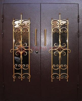 Металлическая дверь с ковкой и остеклением ДСК-49 в Кирове