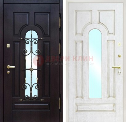Металлическая дверь со стеклом и ковкой ДСК-55 в частный дом в Кирове