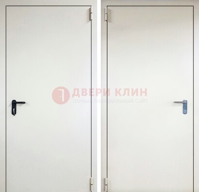 Белая железная техническая дверь ДТ-16 в Кирове