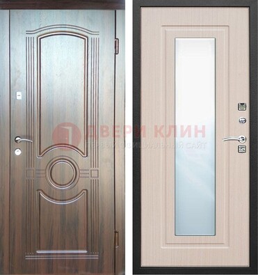 Светло-коричневая дверь c виноритом с узором и филенчатой МДФ ДЗ-120 в Волгограде