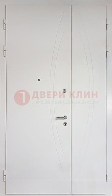 Современная полуторная стальная дверь с МДФ панелью ПЛ-25 в Кирове